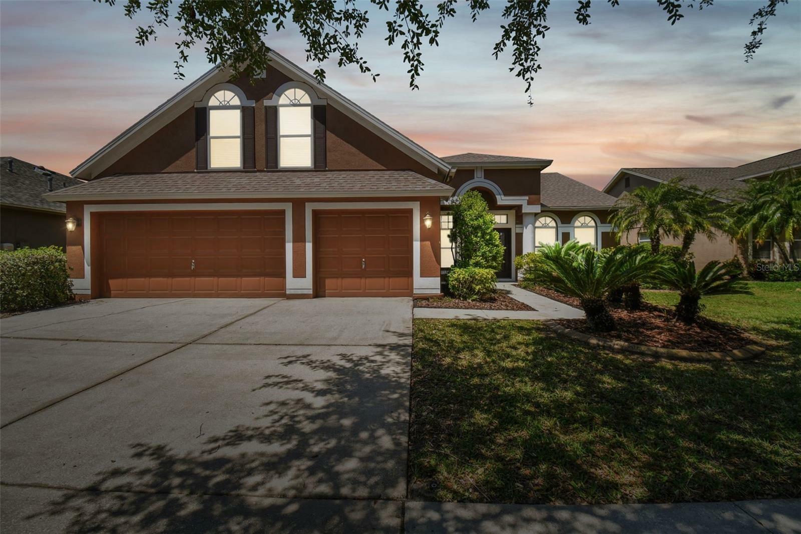 Property Photo:  14910 Heronglen Drive  FL 33547 