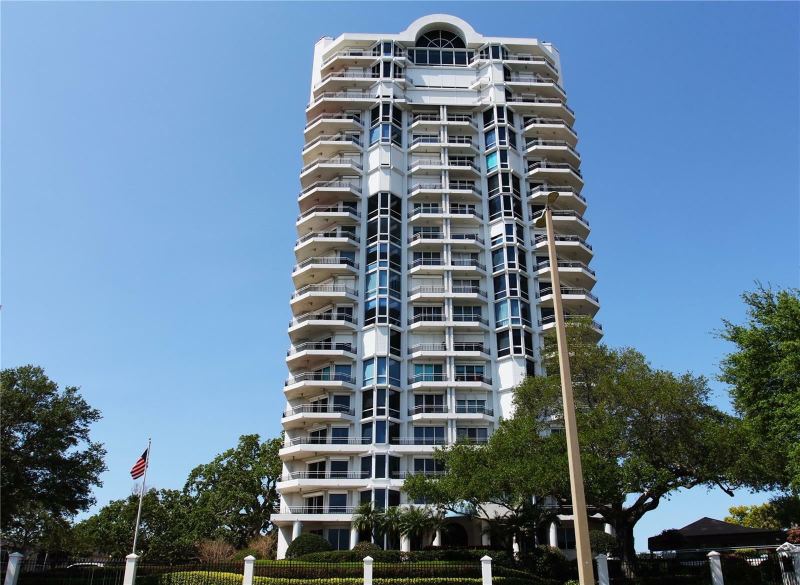 Property Photo:  3435 Bayshore Boulevard 1801S  FL 33629 