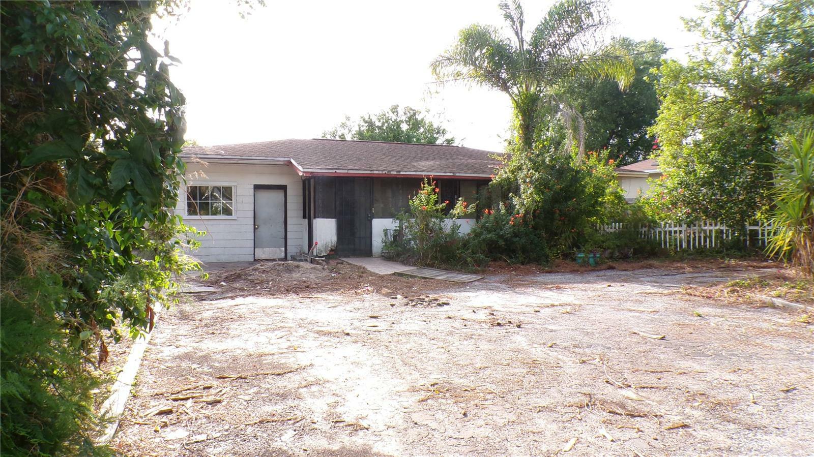 Property Photo:  8912 N 39th Street  FL 33604 