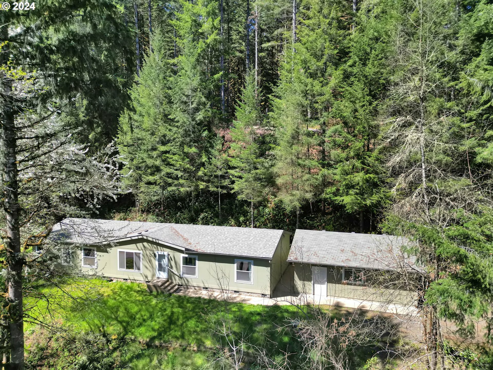 Property Photo:  94780 Marcola Rd  OR 97454 