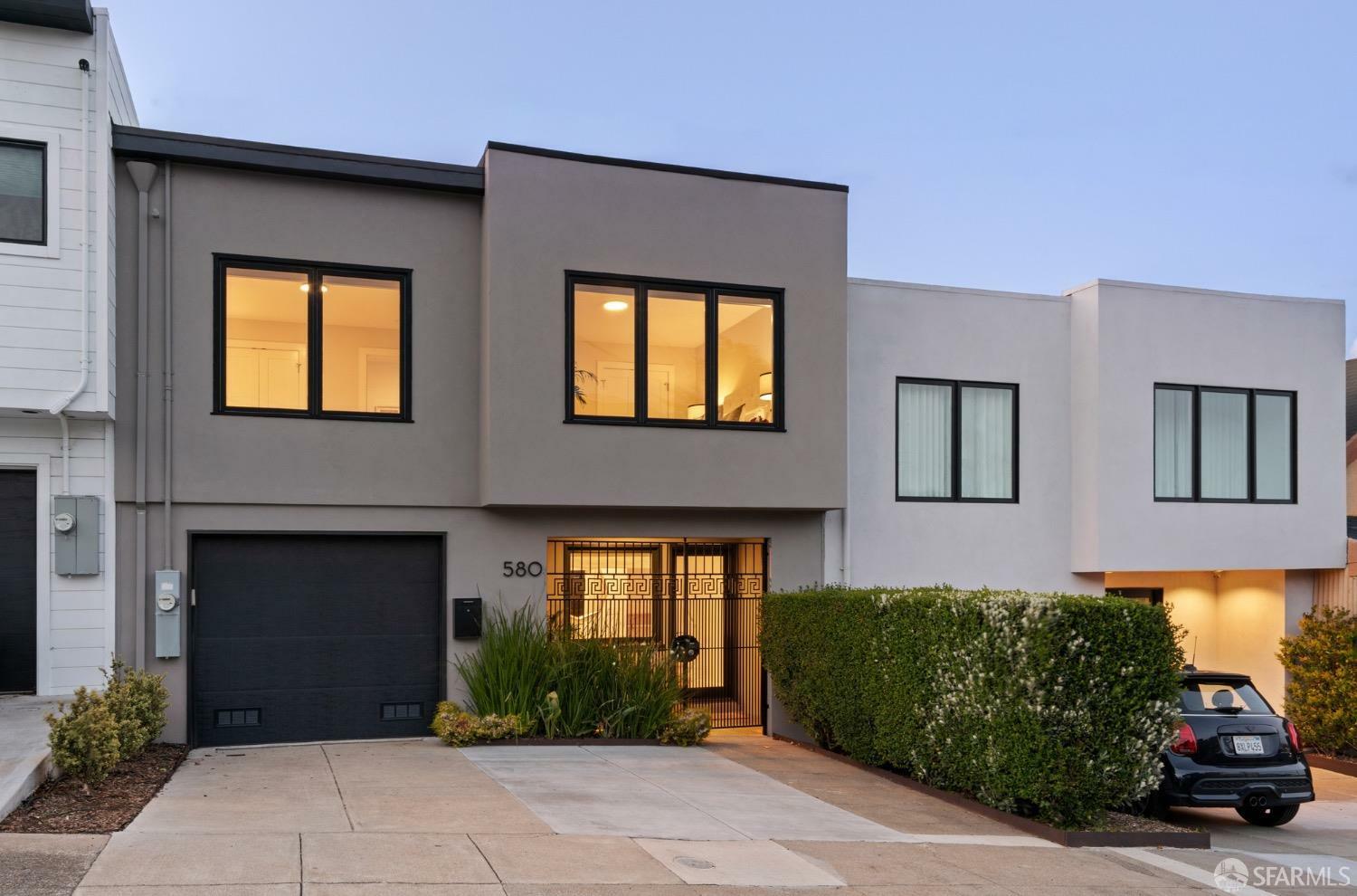 Property Photo: 580 28th Street CA 94131