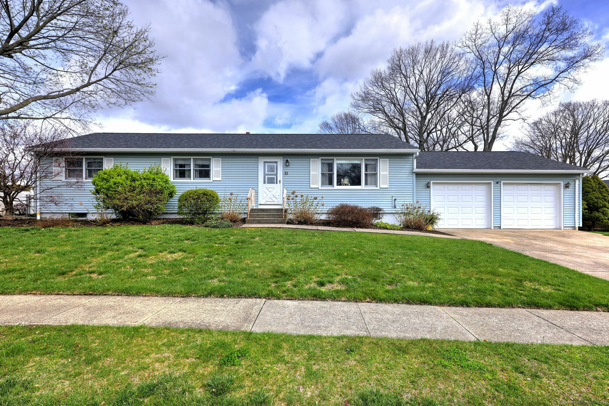 Property Photo: 23 Robin Road CT 06516