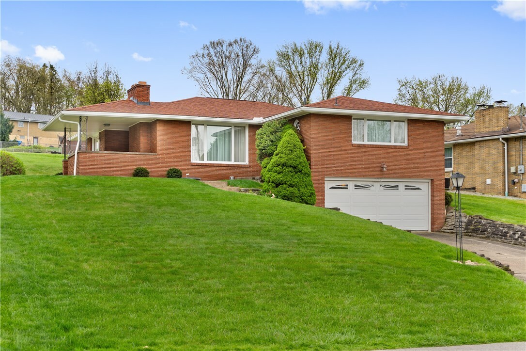 Property Photo:  1519 Gilmore Drive  PA 15025 