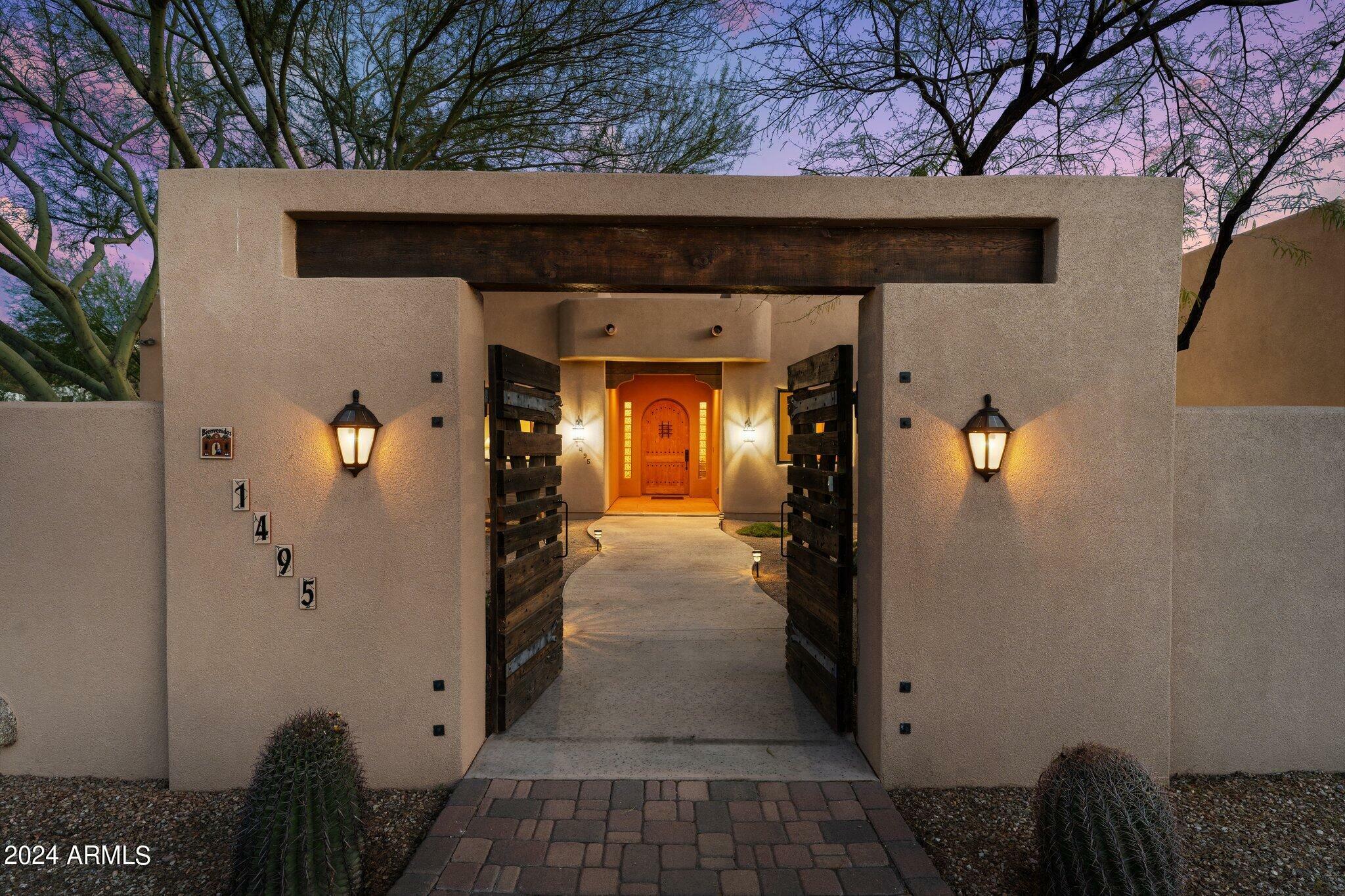 Property Photo:  1495 Vista Drive  AZ 85390 