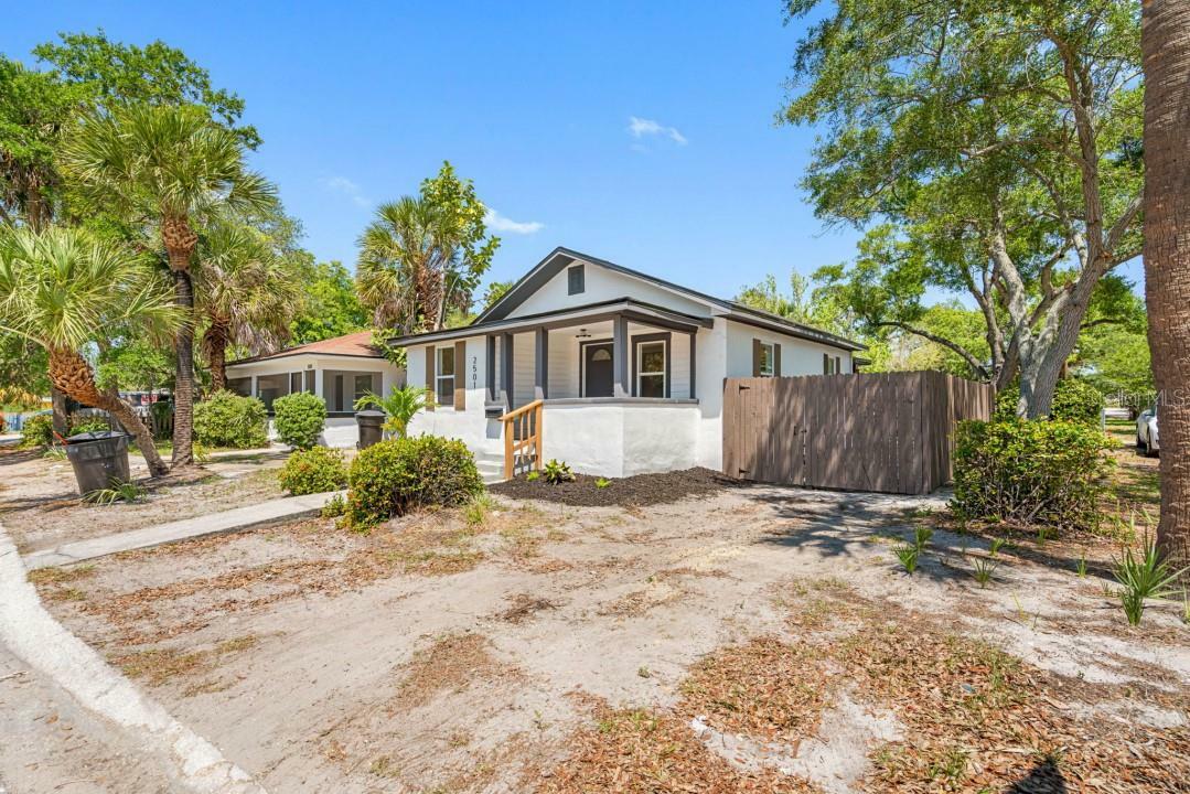 Property Photo:  2501 11th Avenue S  FL 33712 