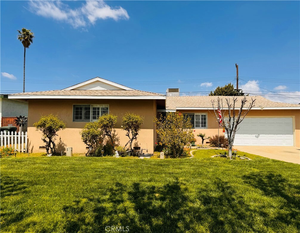 Property Photo:  1143 East Caroline Court  CA 91764 