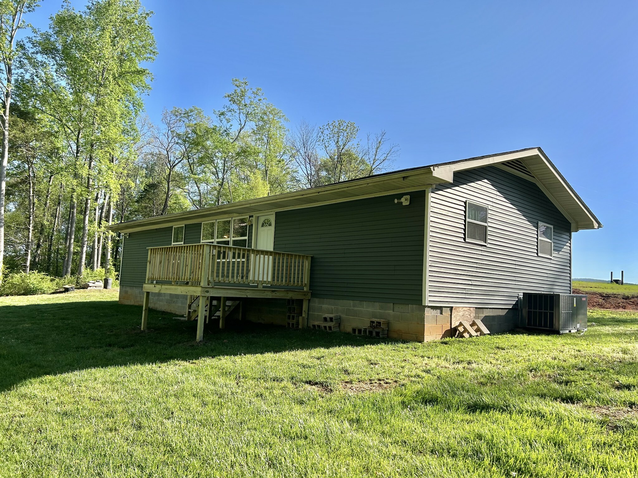 Property Photo:  1039 Winchester Hwy  TN 37342 