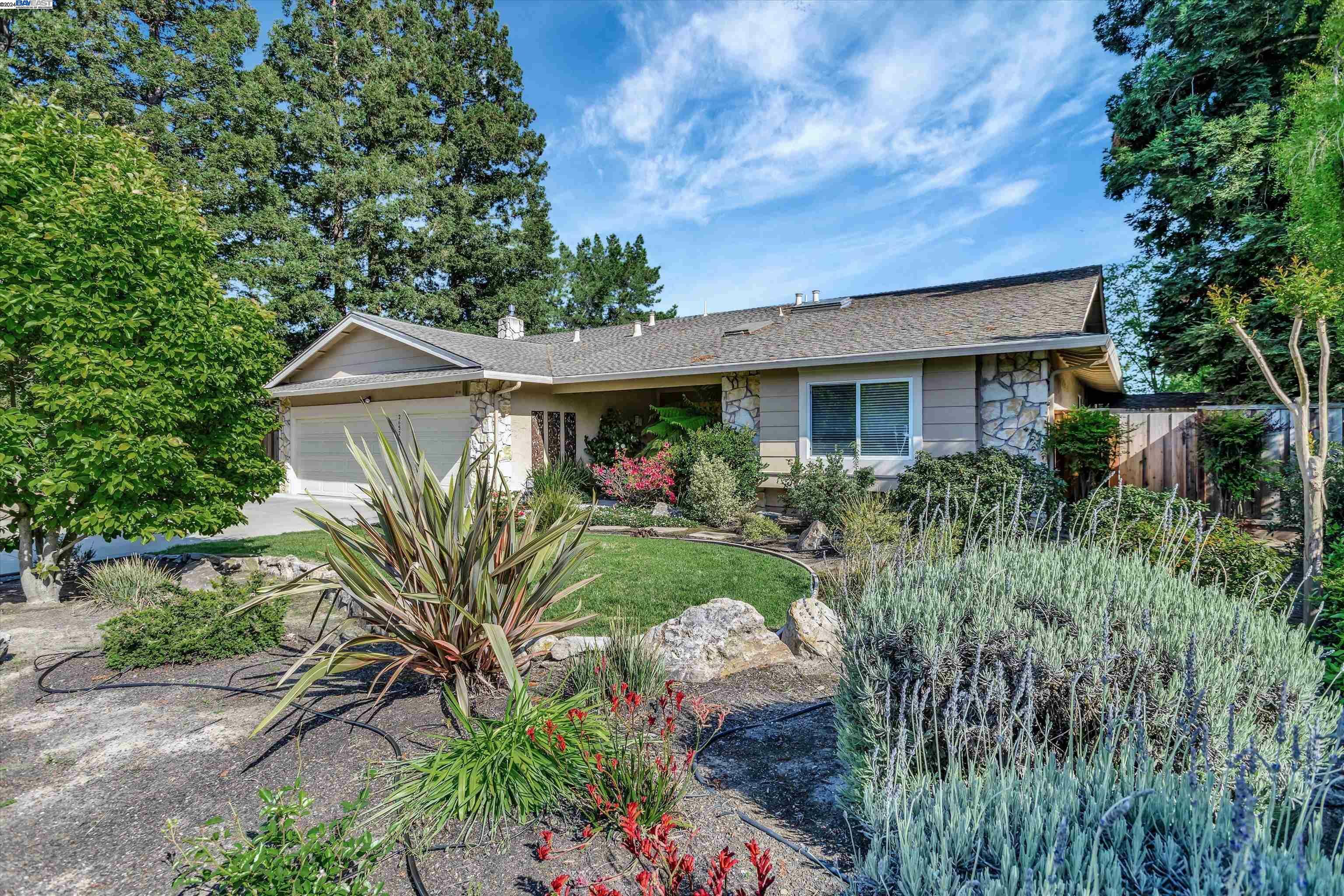 Property Photo:  2652 Bridle Lane  CA 94596 