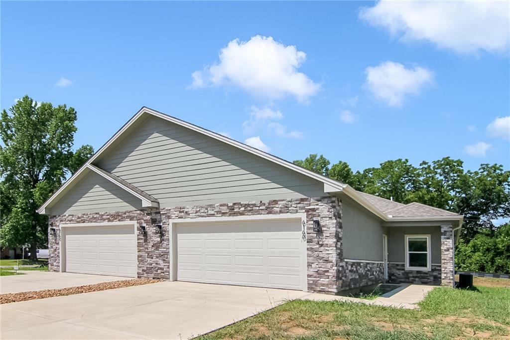 Property Photo:  6148 Park Street  KS 66216 