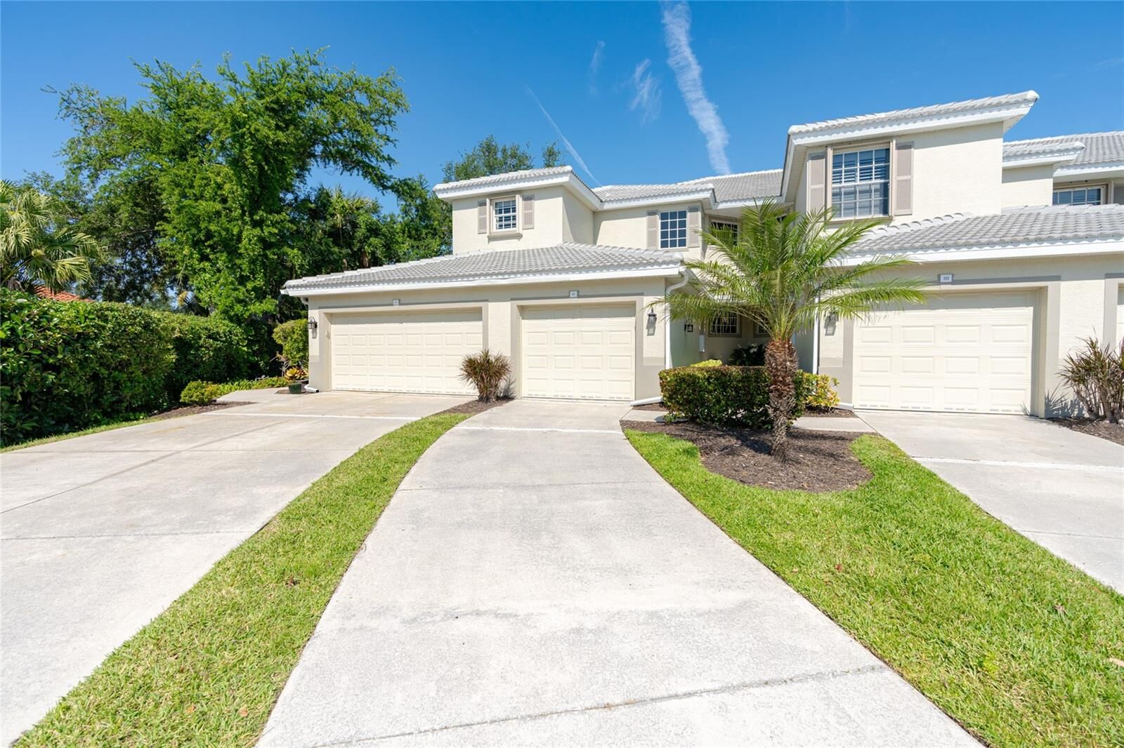 Property Photo:  3433 Grand Vista Court 201  FL 33953 