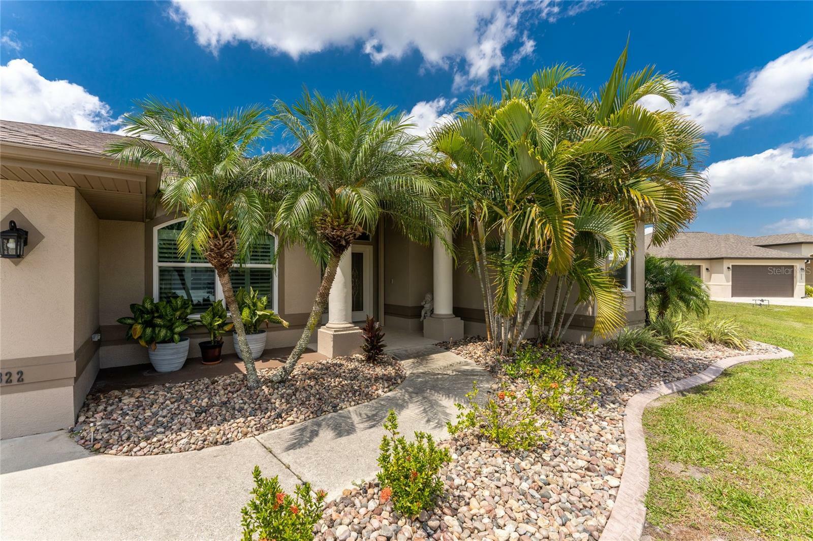 Property Photo: 1322 Observer Court FL 33983