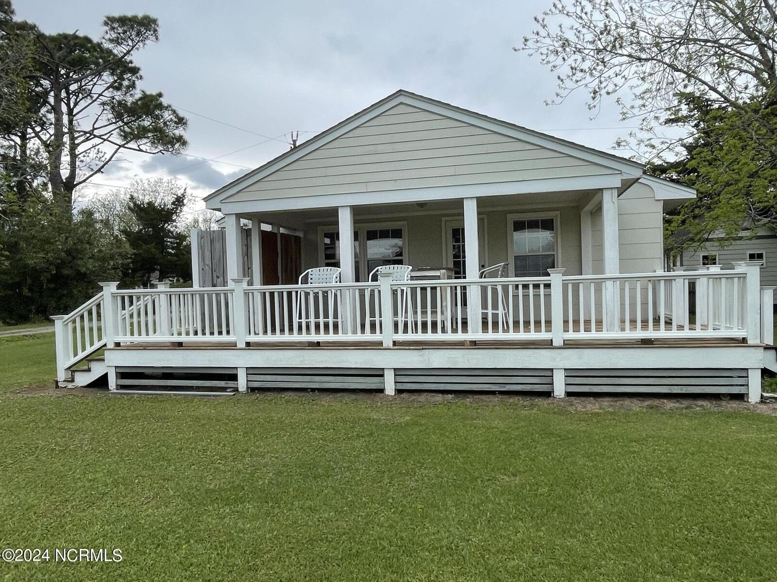 Property Photo: 125 Harbor Road NC 28553