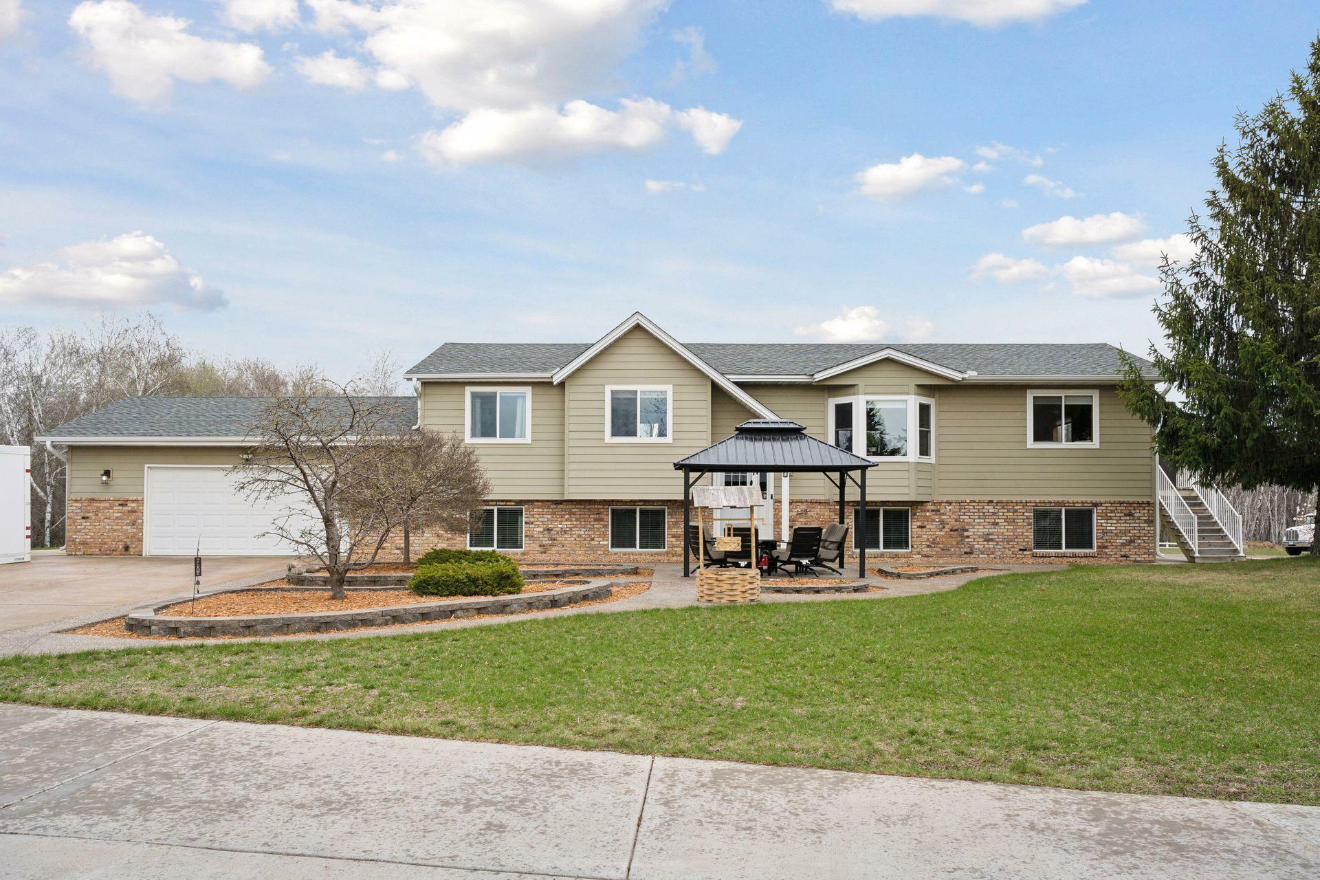 Property Photo: 18623 Jackson Street NE MN 55011