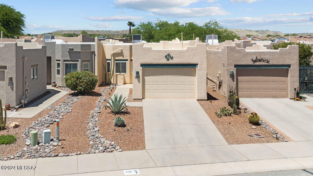 Property Photo: 345 N Royal Bell Drive AZ 85614
