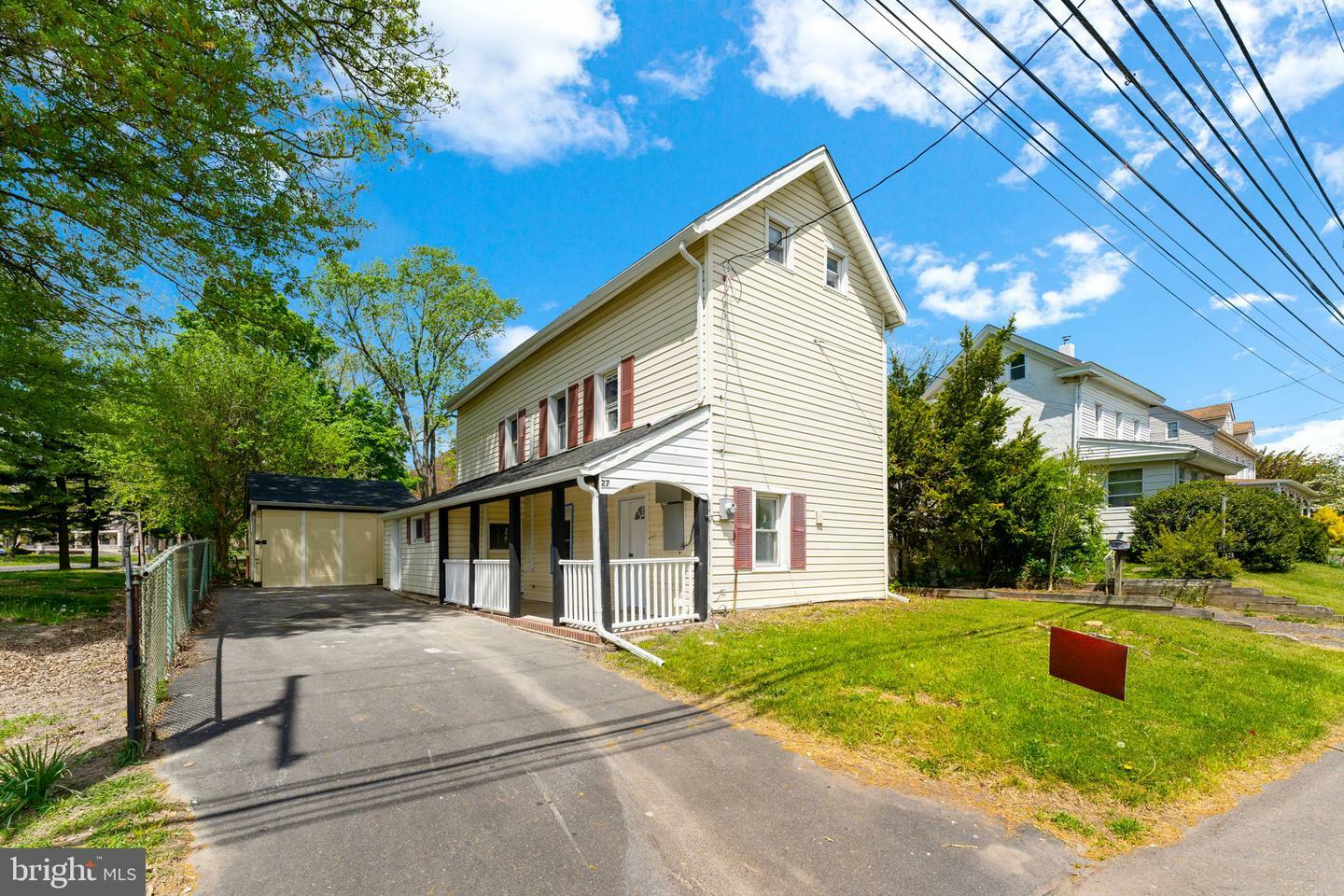 Property Photo:  27 Maple Avenue  PA 18966 