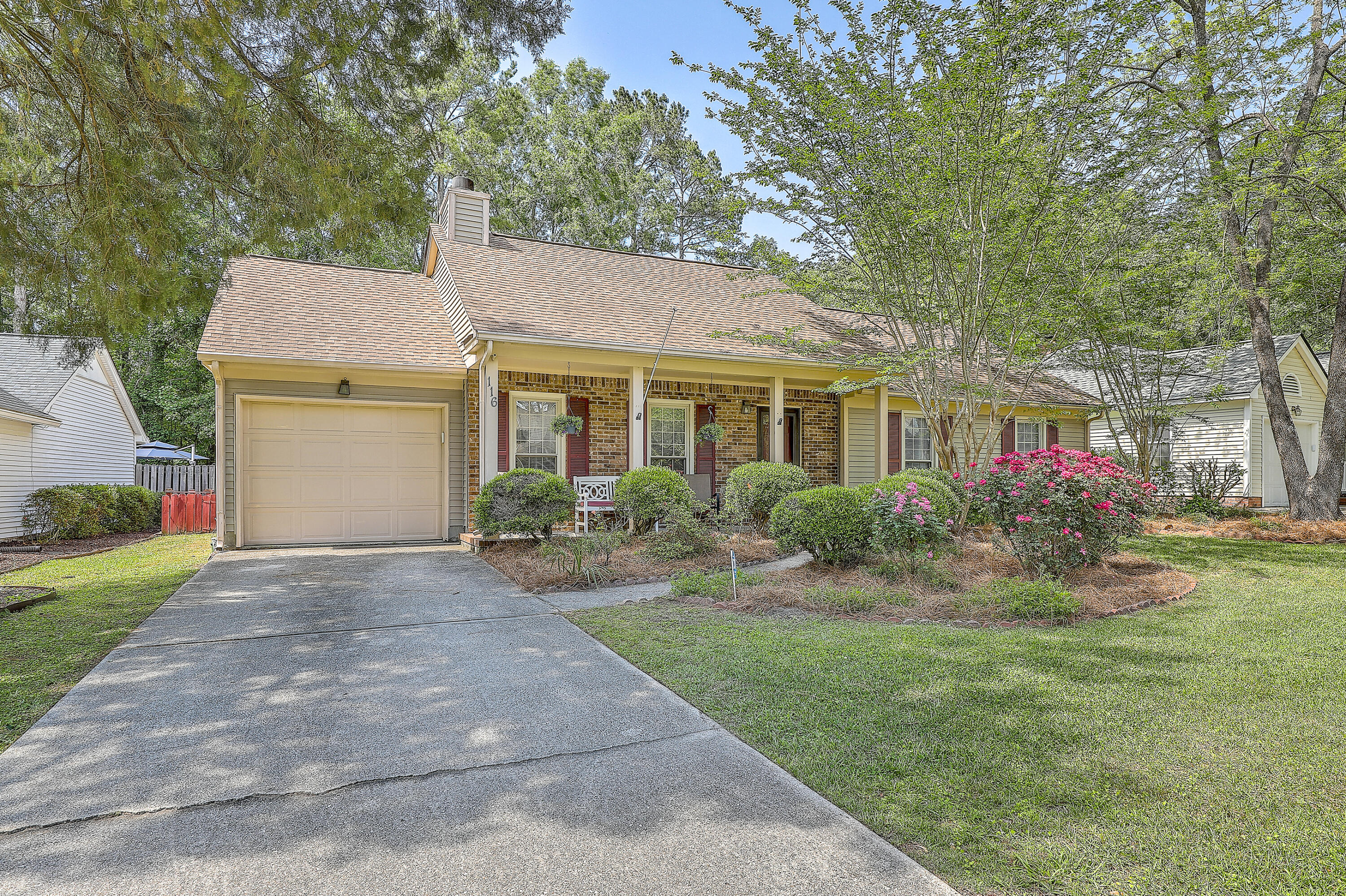 Property Photo:  116 Commons Way  SC 29445 