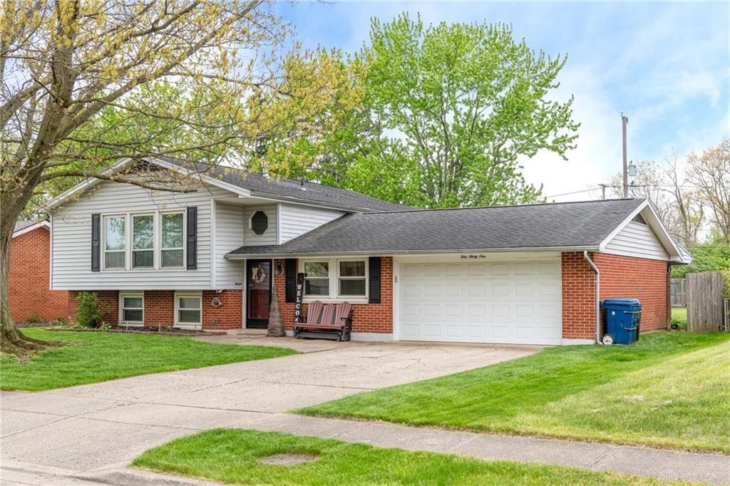 Property Photo: 431 Glenrose Street OH 45377