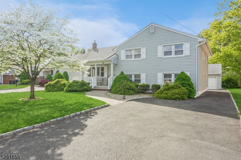 Property Photo: 6 Red Oak Ln NJ 07033
