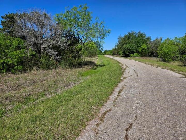 Property Photo: 31041 Doe Run Ct TX 76692