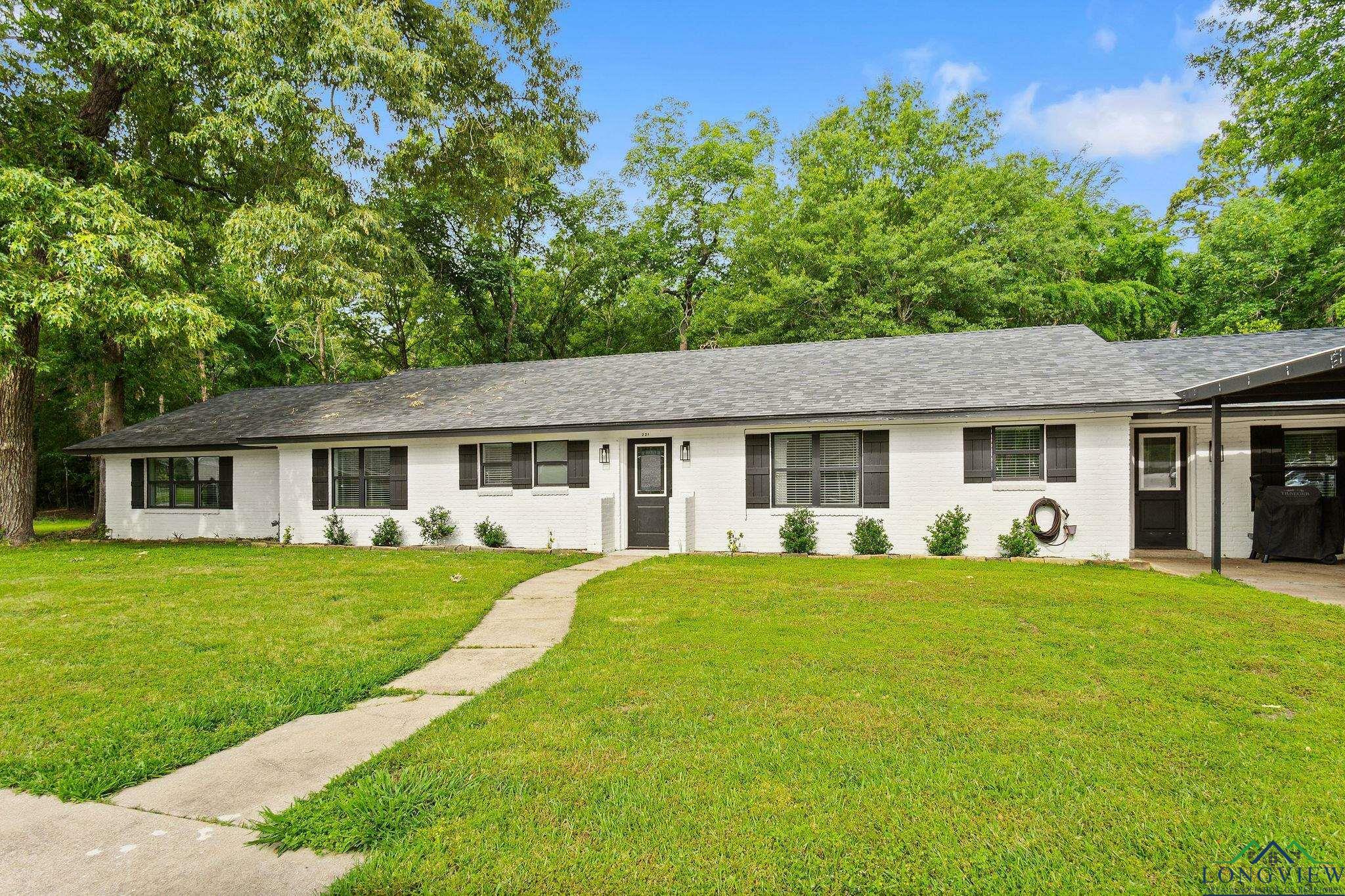 Property Photo:  221 N Browning St.  TX 75633 