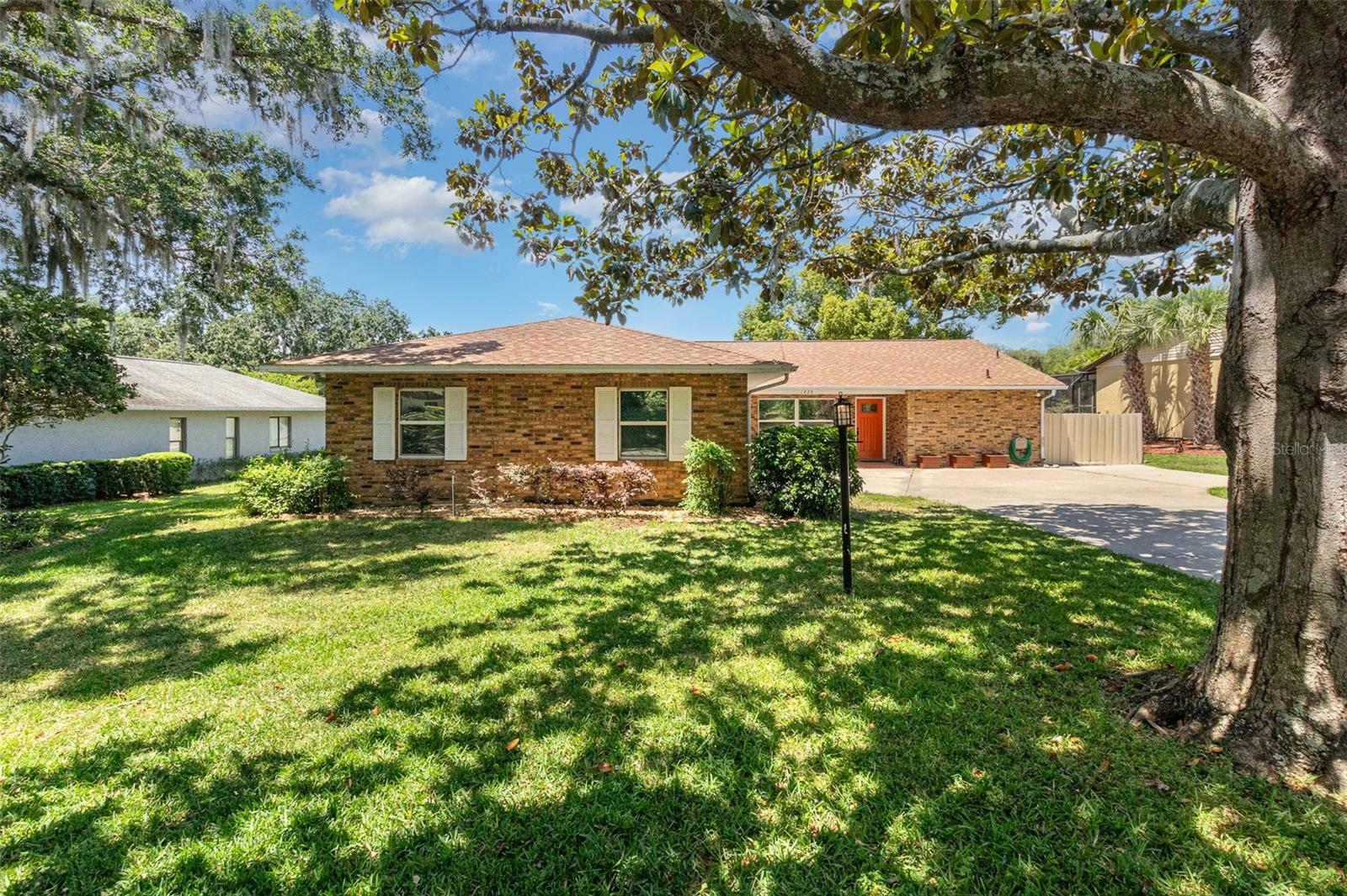 Property Photo:  1228 Palmetto Road  FL 32726 