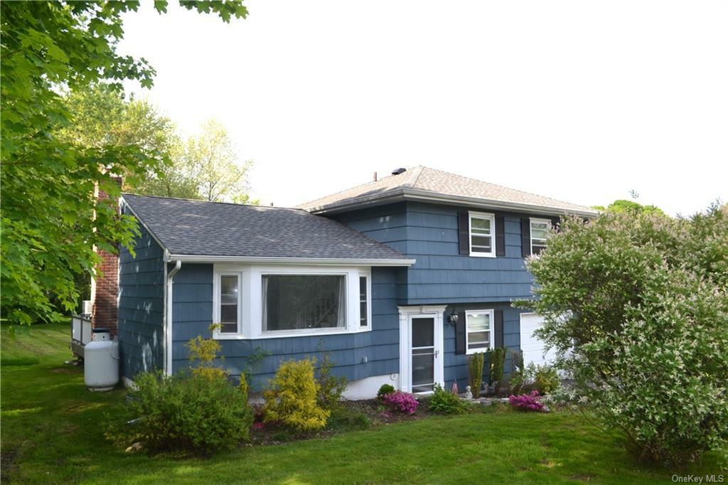 Property Photo:  1314 Leland Drive  NY 10598 