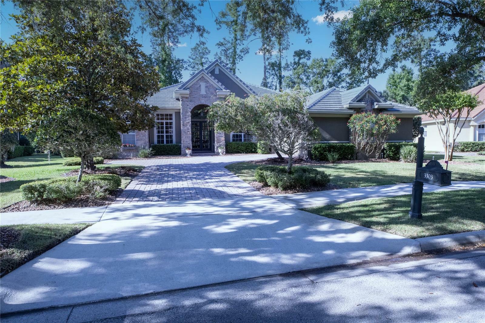 Property Photo:  3303 Regal Crest Drive  FL 32779 