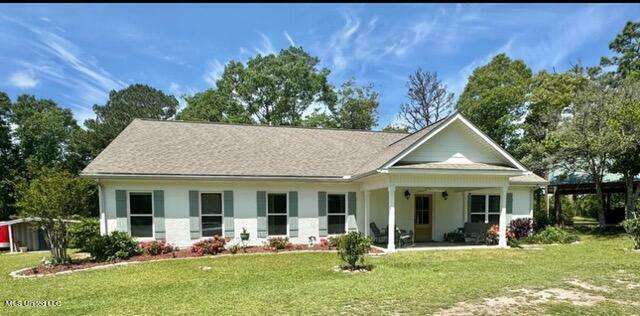 Property Photo:  311 Lakeside Drive  MS 39426 