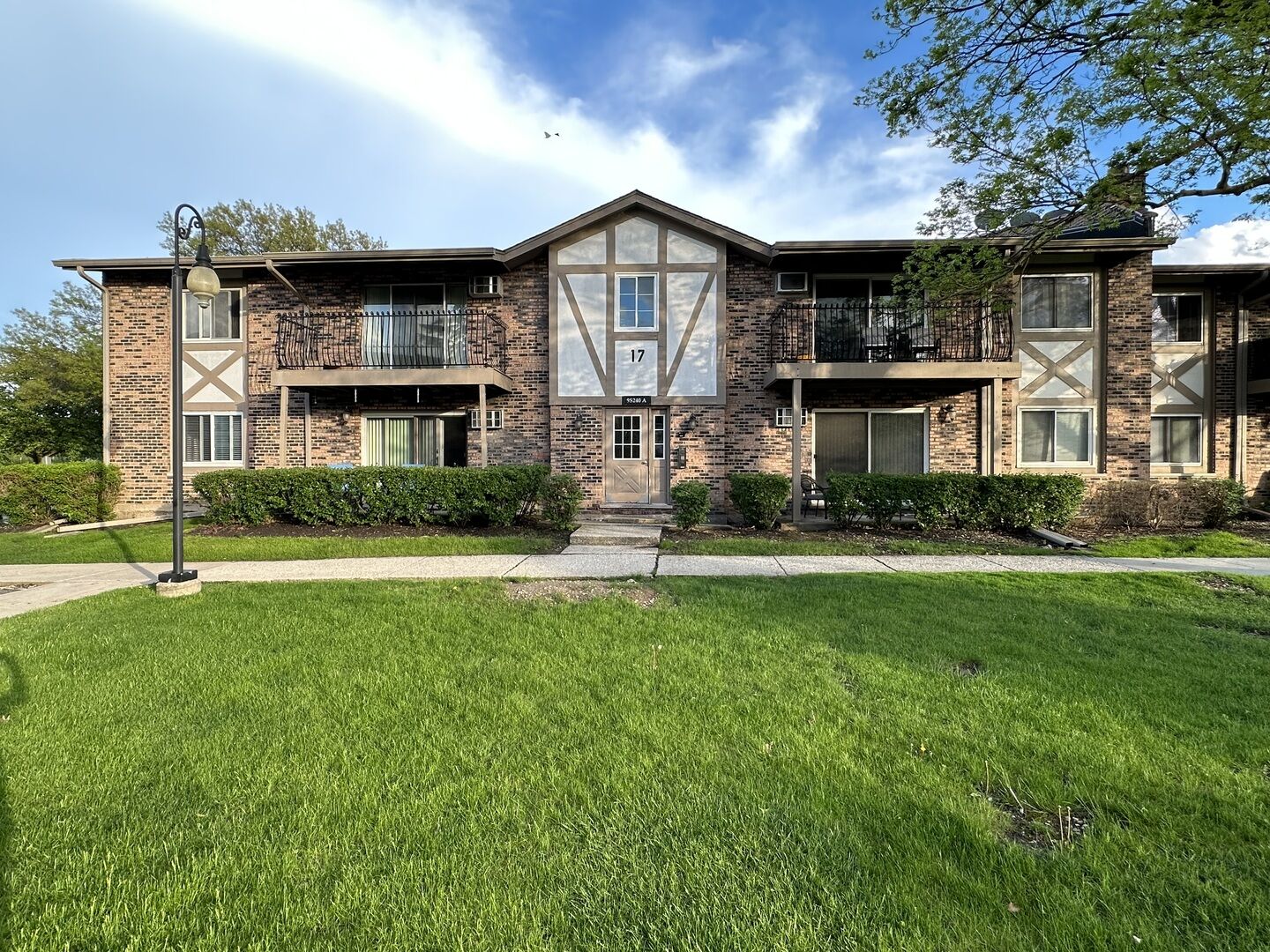 Property Photo: 9S240 Lake Drive 17-207B IL 60527