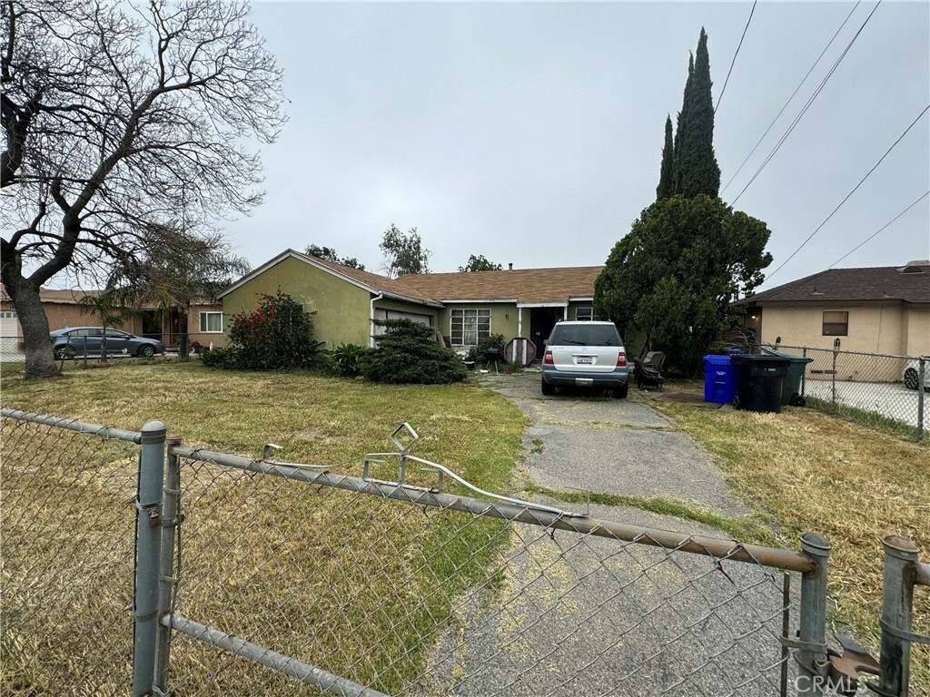 Property Photo:  16229 Hunter Street  CA 92335 