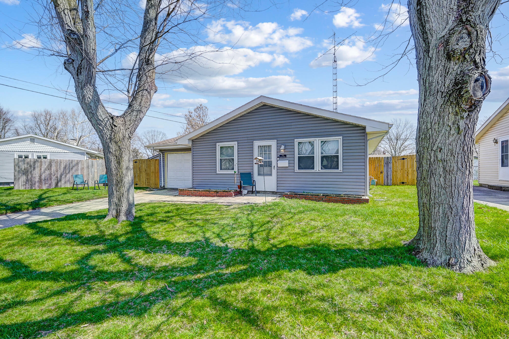 Property Photo:  111 Orchard Drive  OH 43078 