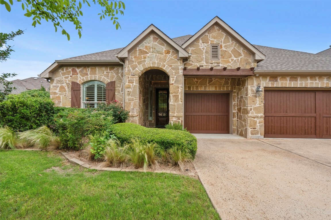 Property Photo:  205 Wester Ross Lane  TX 78738 