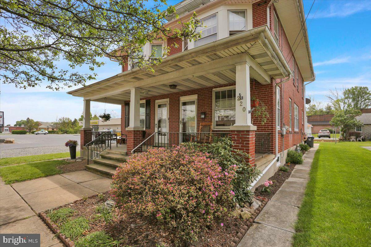 Property Photo:  220 E Penn Avenue  PA 19551 