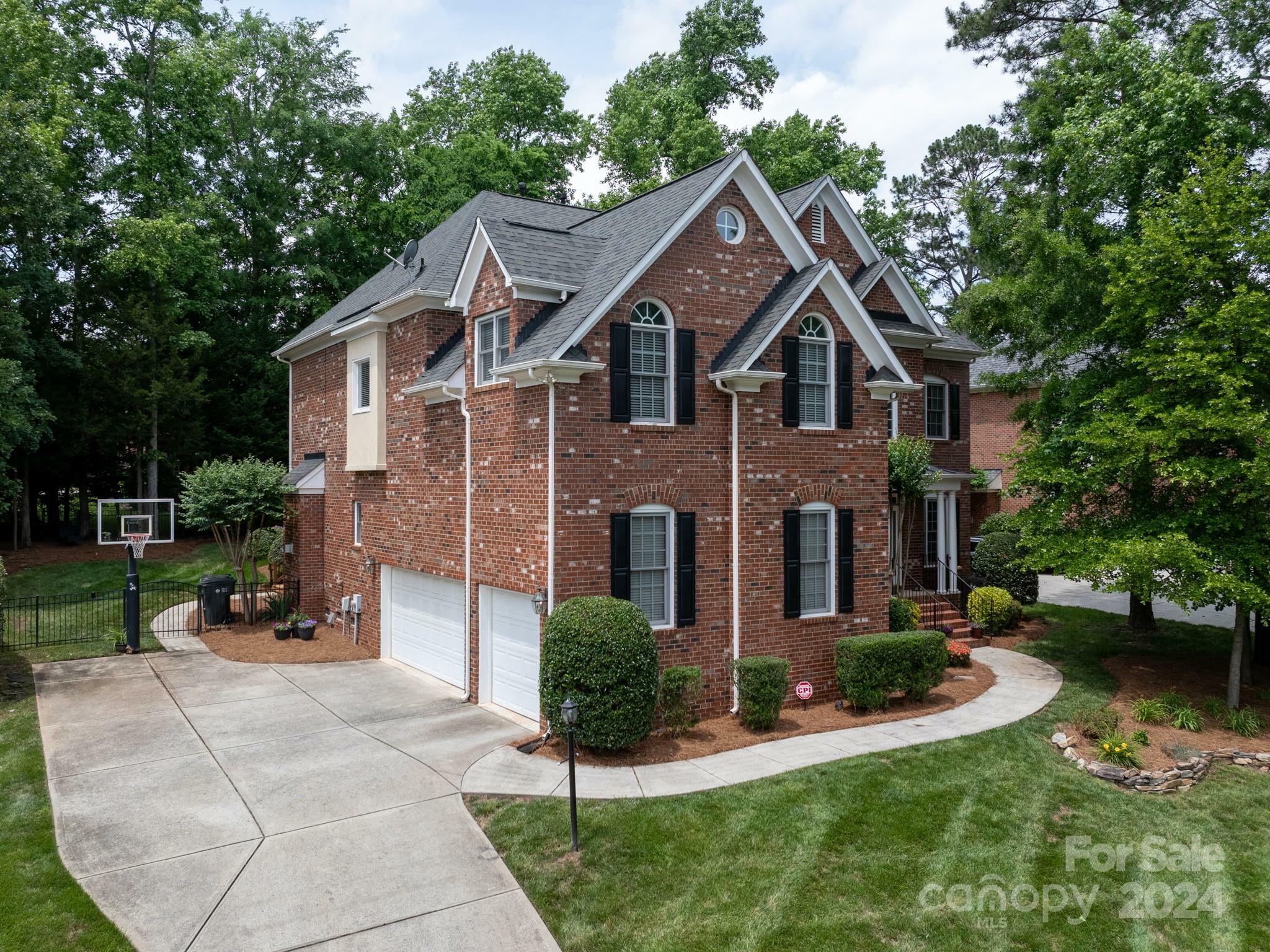 Property Photo:  10305 Auburn Top Lane  NC 28277 