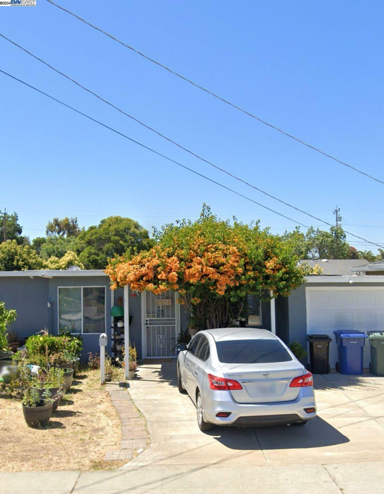 Property Photo: 6287 Zulmida Ave CA 94560