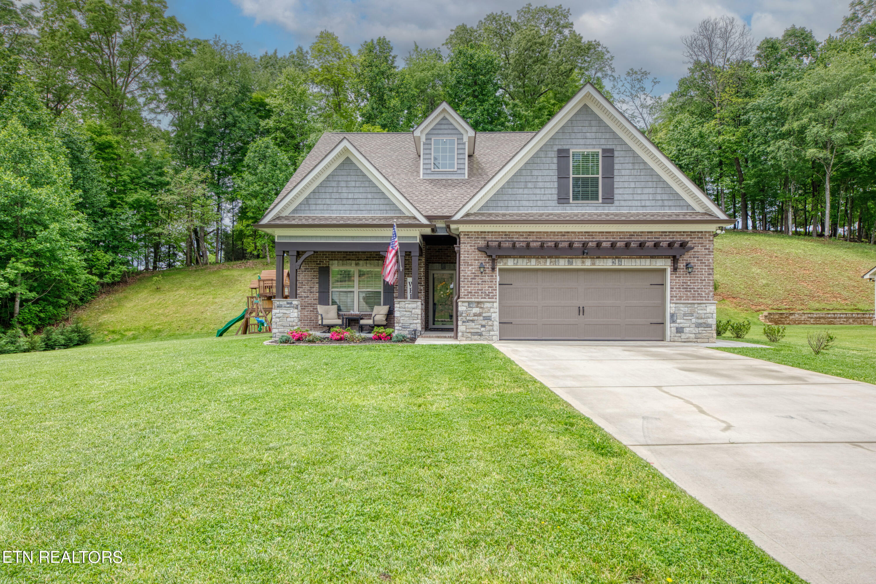 2216 Old Hickory Lane  Lenoir City TN 37772 photo