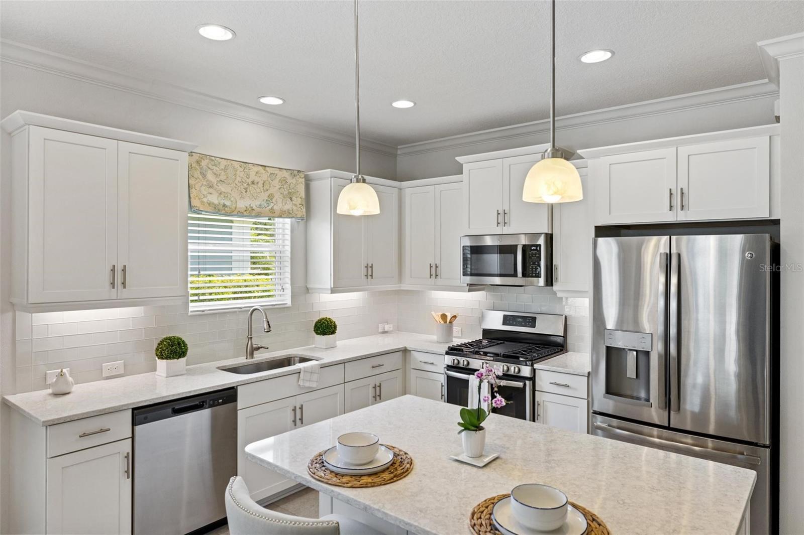 Property Photo: 12268 Stuart Drive FL 34293