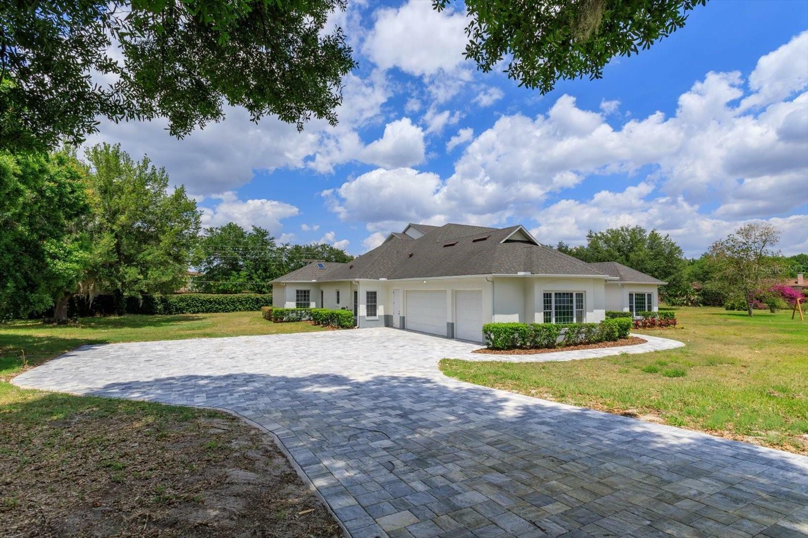 Property Photo:  5003 Autumn Ridge Court  FL 34786 