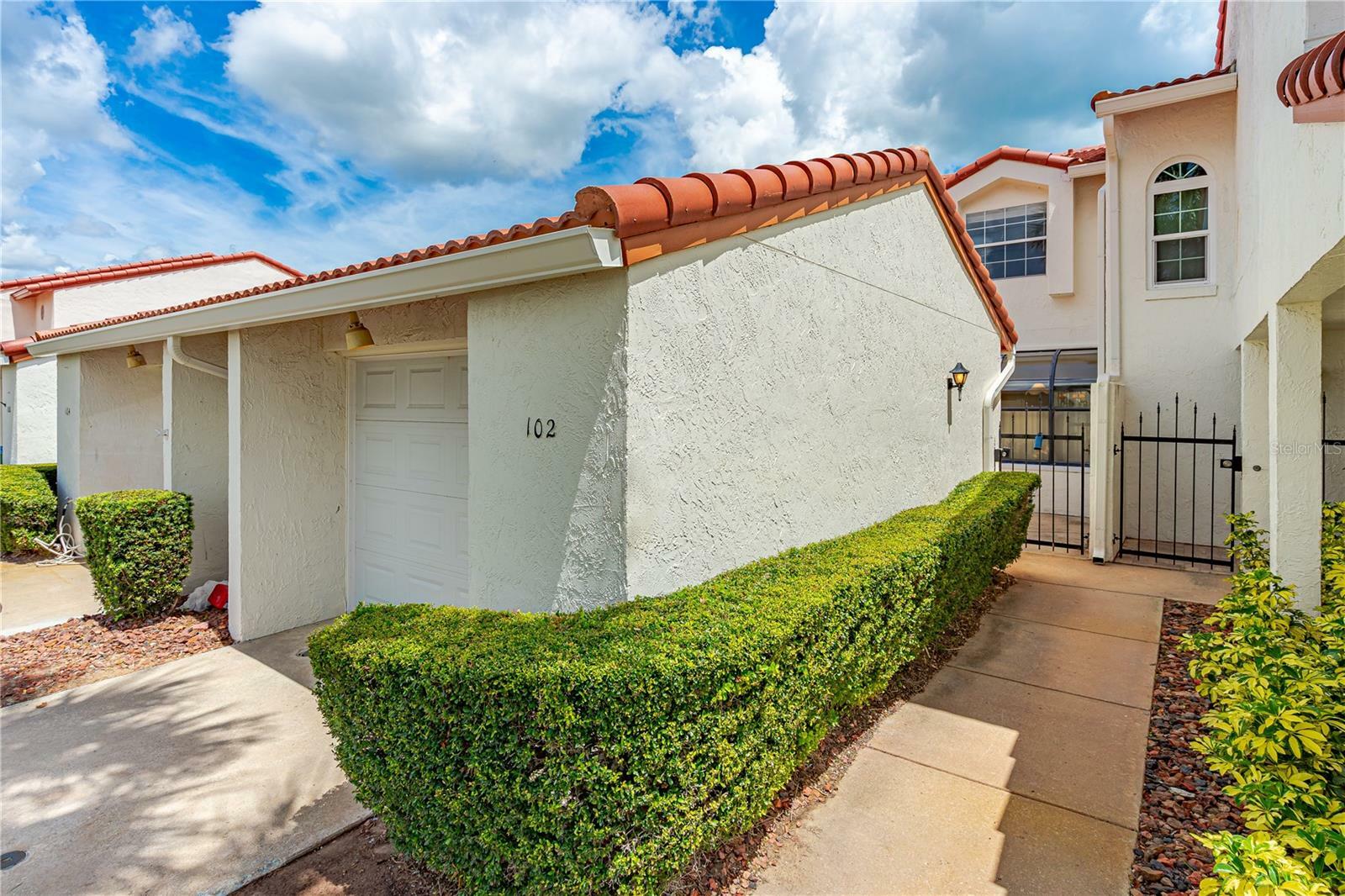 Property Photo: 102 Florida Shores Boulevard FL 32118