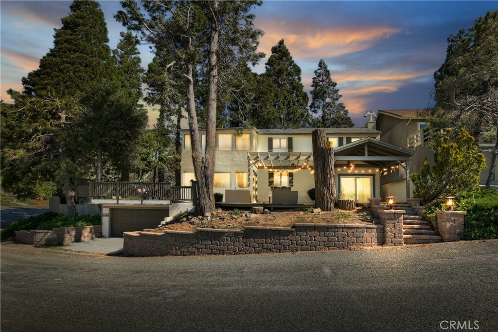 Property Photo:  22962 Valley View Drive  CA 92325 