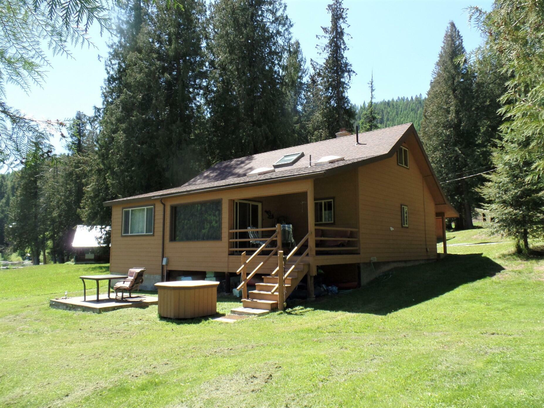 Property Photo:  3021 Deep Lake North Shore Rd  WA 99114 