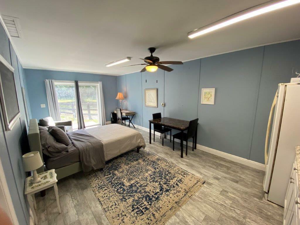 Property Photo:  2141 B Road Studio Apt 2  FL 33470 