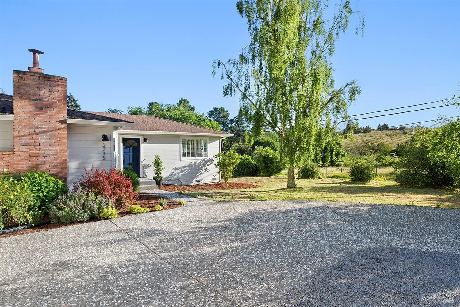 Property Photo:  2215 Bloomfield Road  CA 95472 