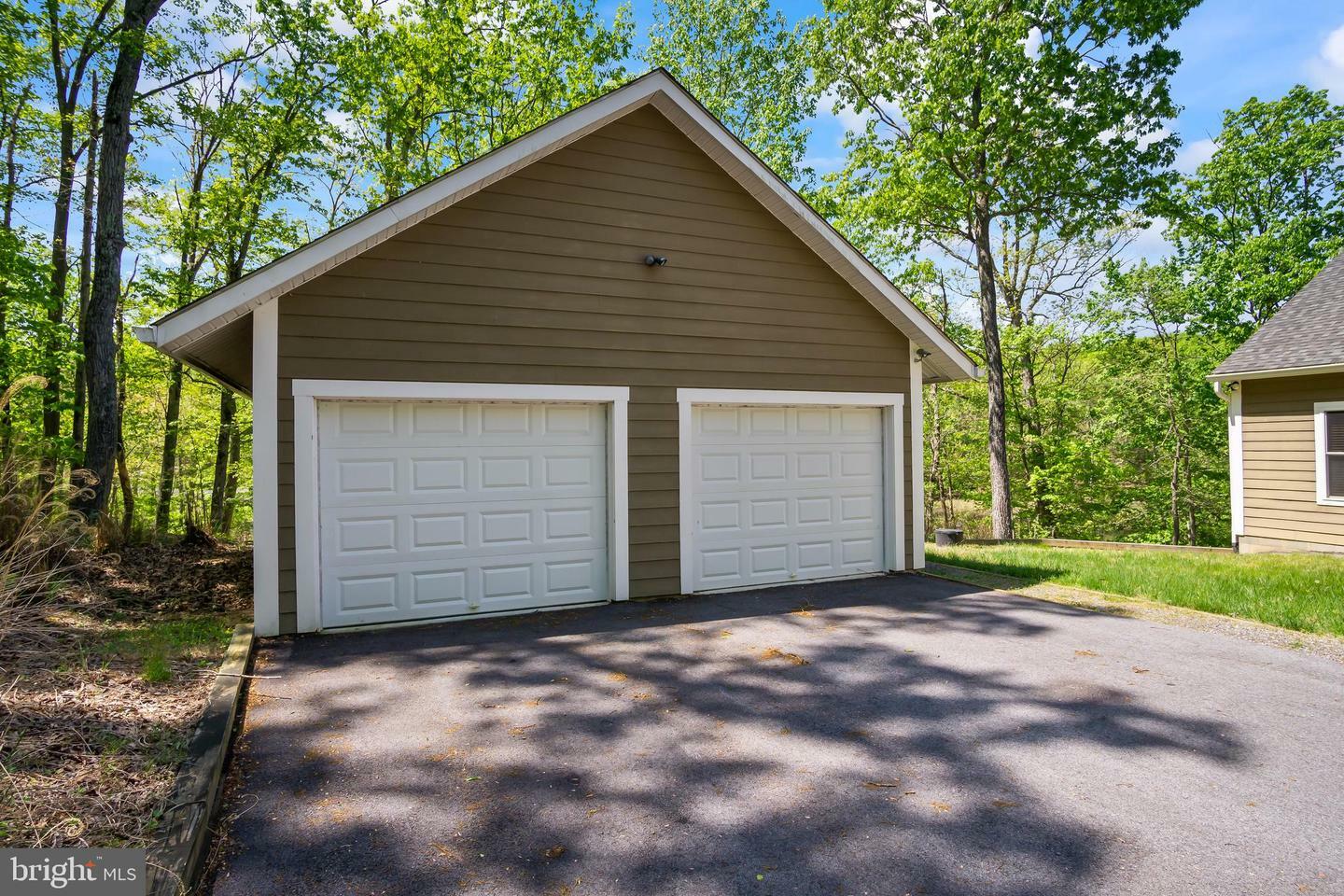 Property Photo:  529 Multnomah Lane  WV 25425 