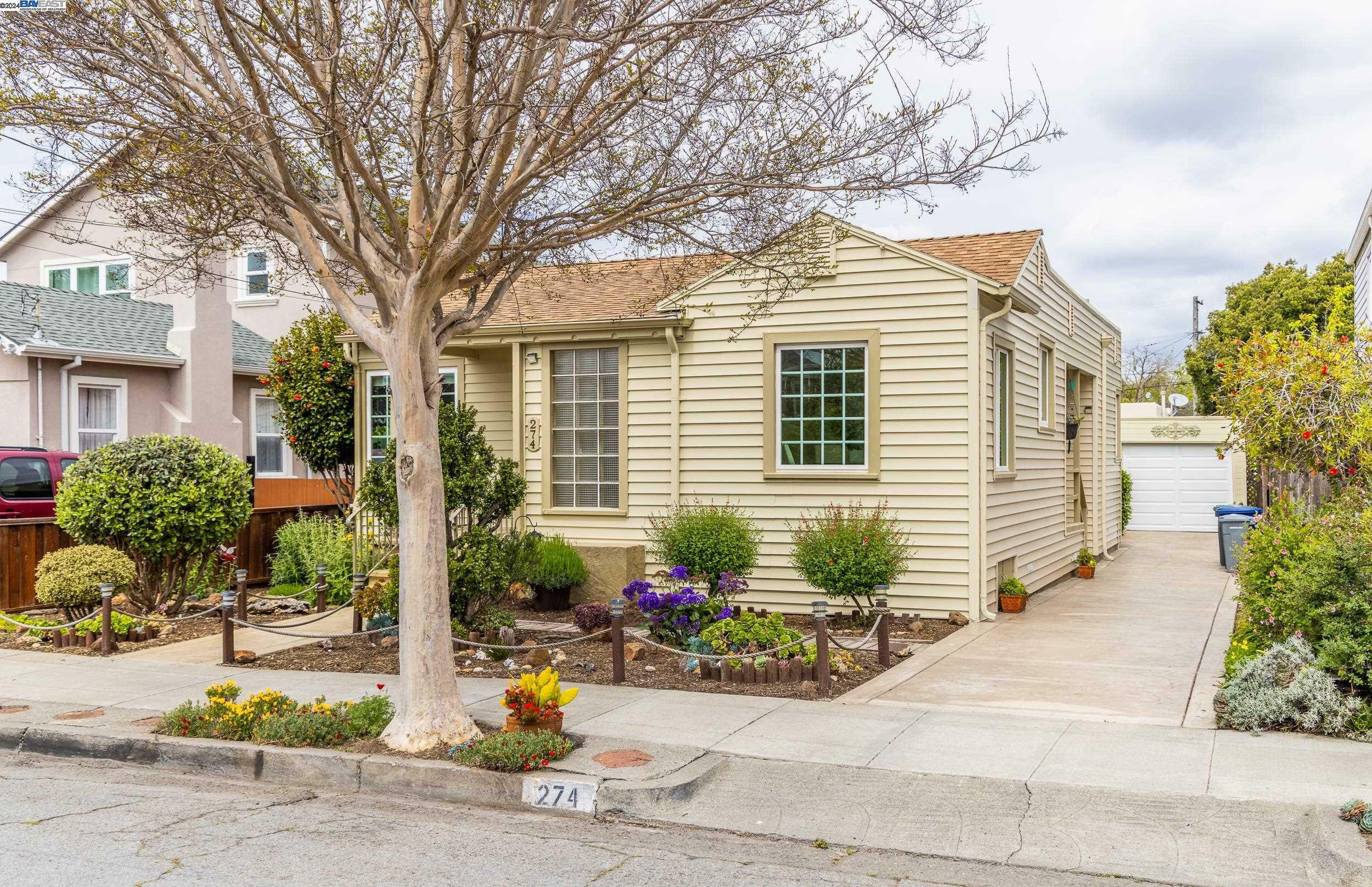 Property Photo:  274 Belleview Dr  CA 94577 