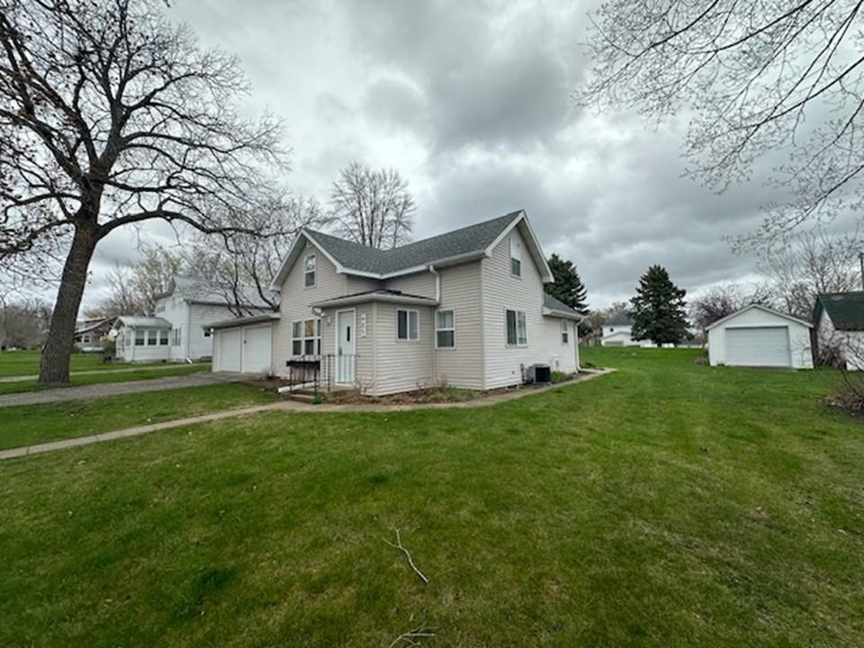 Property Photo: 405 Larson Avenue MN 56309