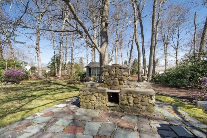 Property Photo:  19 Oakhurst Rd  MA 02066 