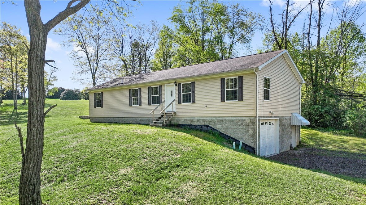 Property Photo: 226 Cypress Rd PA 15411