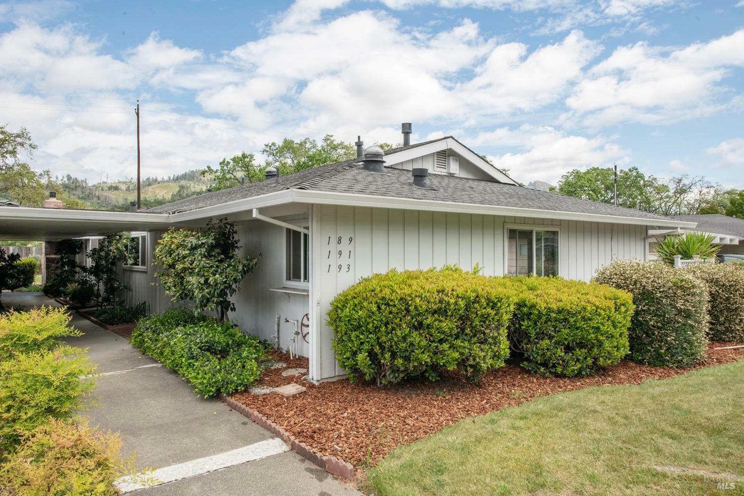 Property Photo:  189 White Oak Drive  CA 95409 