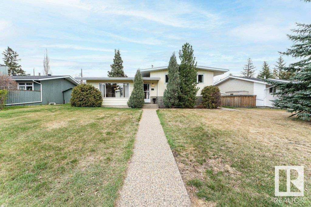 Property Photo:  15222 82 Avenue NW  AB T5R 3S3 